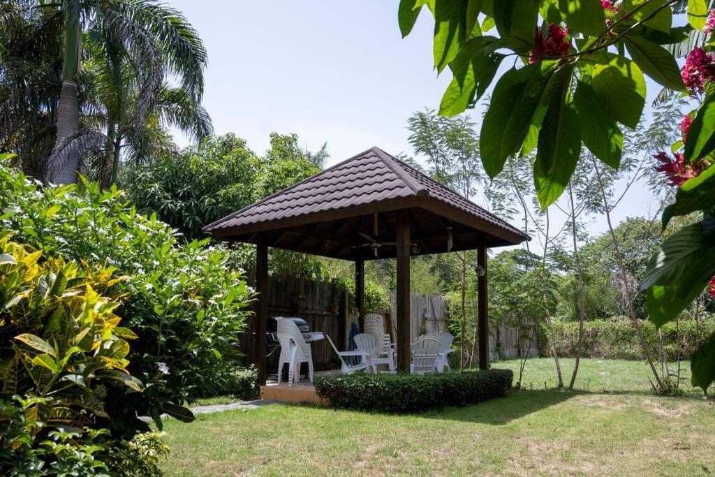 Villa Victoria Jarabacoa Eksteriør bilde